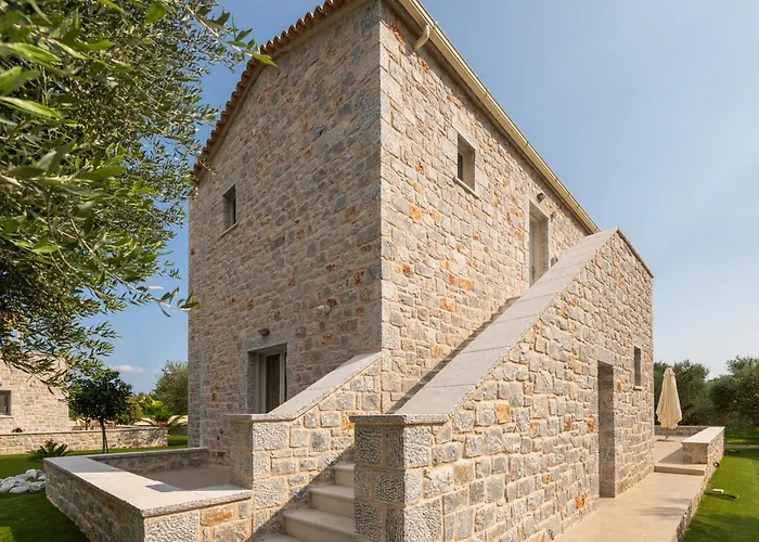 Efmar Exclusive Residences * גיתיו