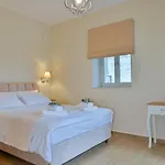 Efmar Exclusive Residences Feriehus Gythio