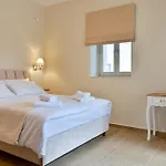 Efmar Exclusive Residences Gythio