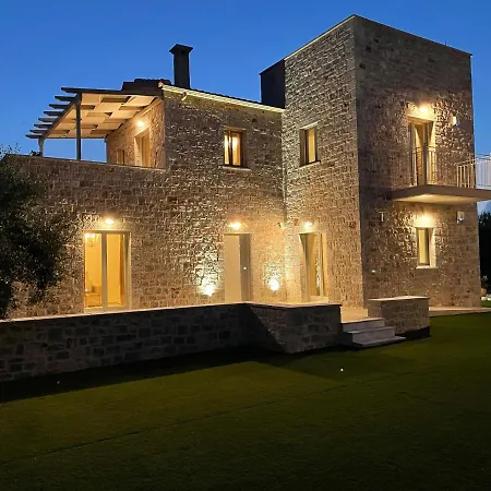 Efmar Exclusive Residences Gíthio