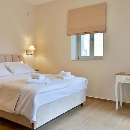 Efmar Exclusive Residences Gythio