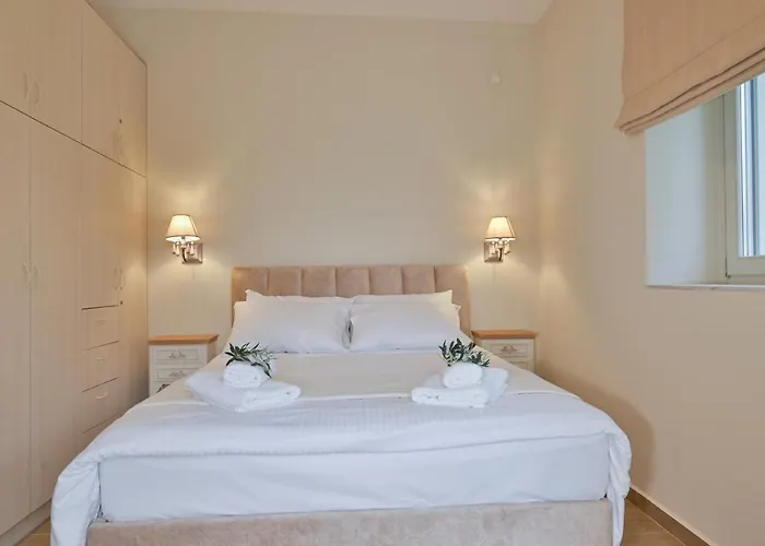 Efmar Exclusive Residences Vakantiehuis Gythio