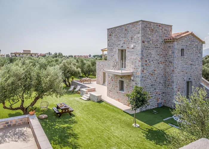 Efmar Exclusive Residences Vakantiehuis Gythio